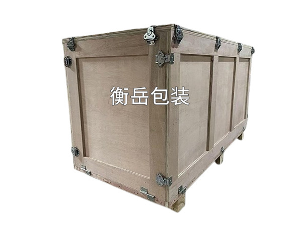 木箱