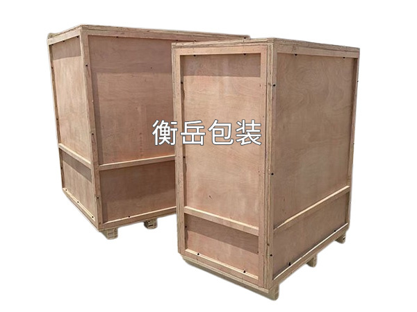 木箱